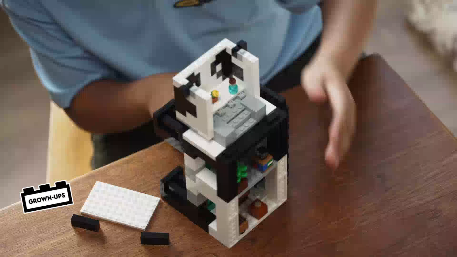 Lego Minecraft 21245 Panda Haven Building Toy套件（553件）