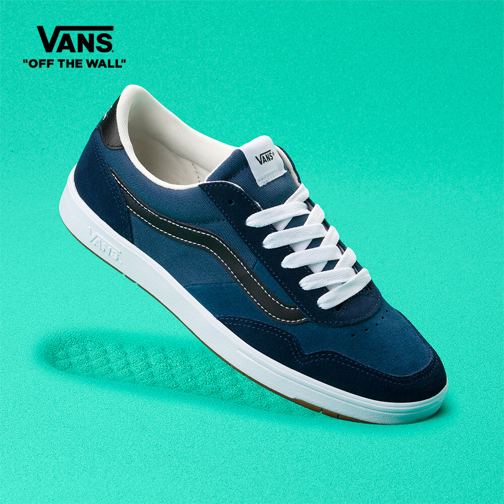 Vans色调Cruze Too Too Comfycush运动鞋男士（UNISEX US大小）蓝色VN0A5KR5LKV1