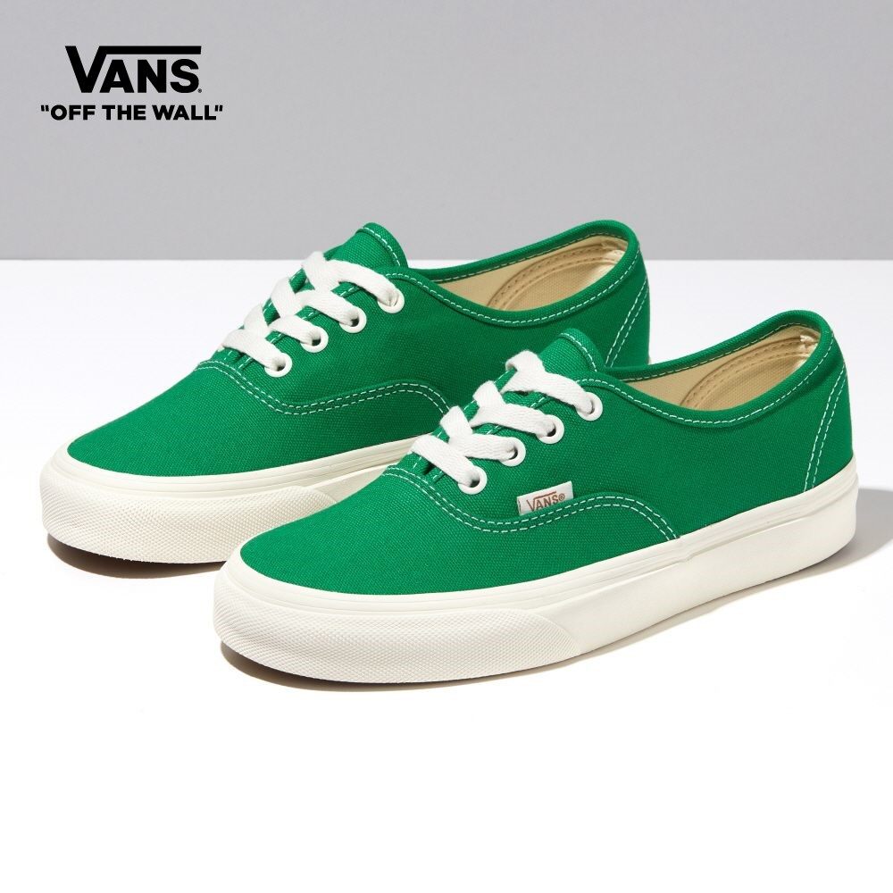 Vans正宗的运动鞋女性（UNISEX US大小）绿色VN0A5JMPGRN1